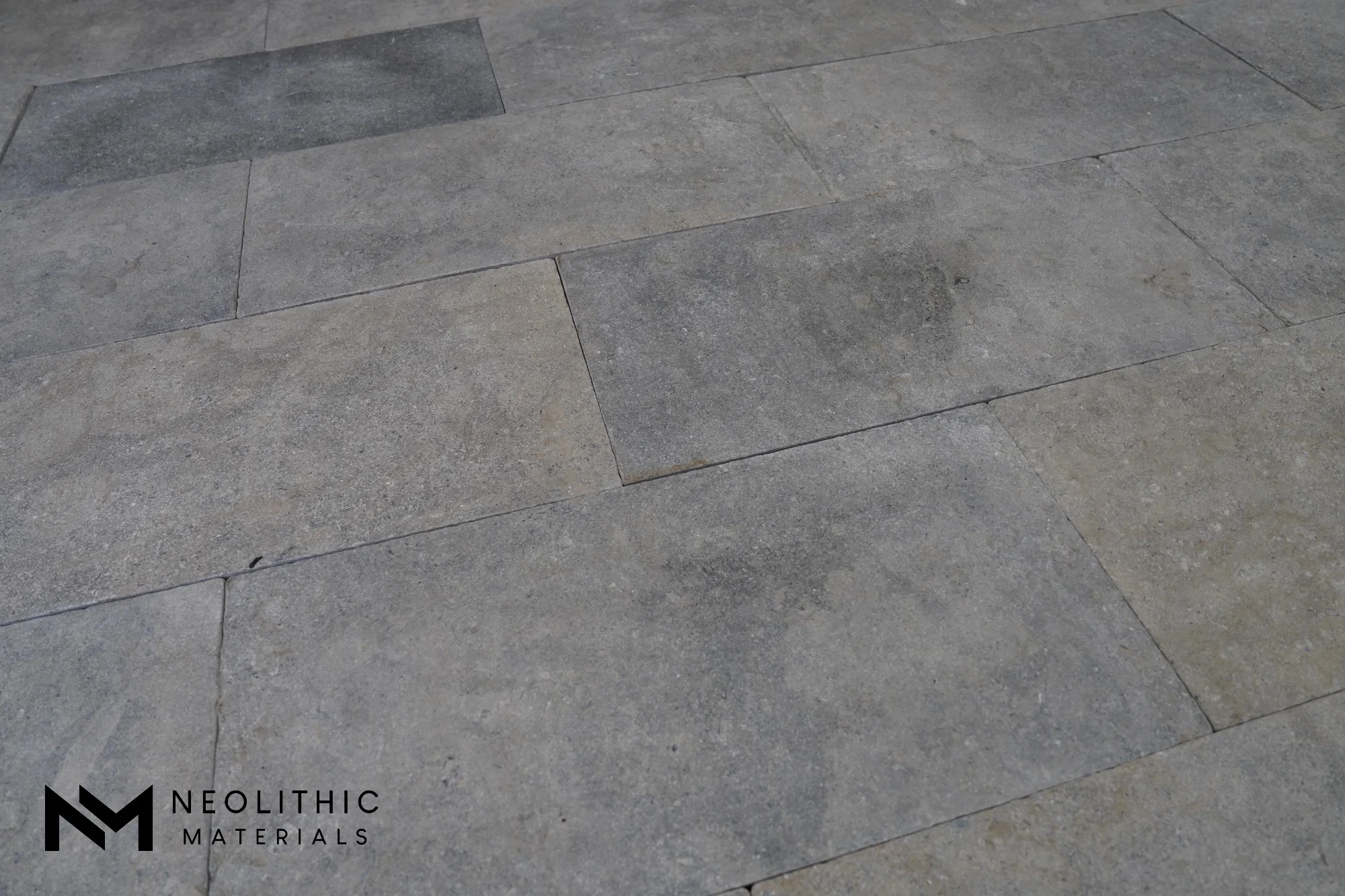 Manhattan Blue - Image 2